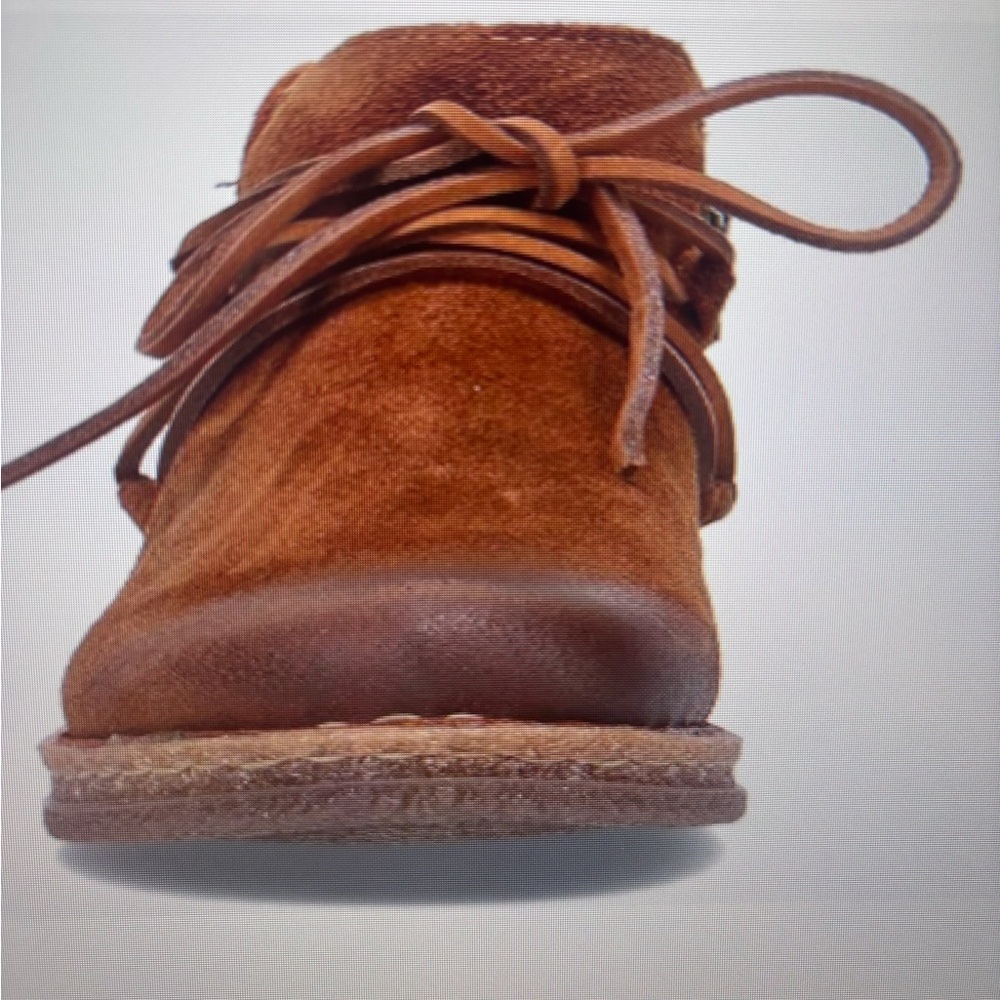 Born Women’s Calyn Boot